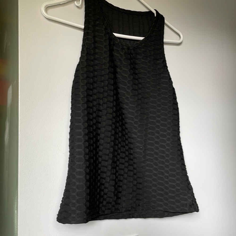 women’s tanks